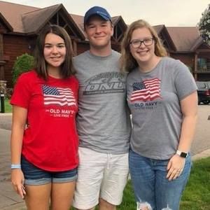 Meet your Posher, Cole